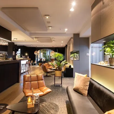 阿丽亚娜酒店 4* 伊普尔